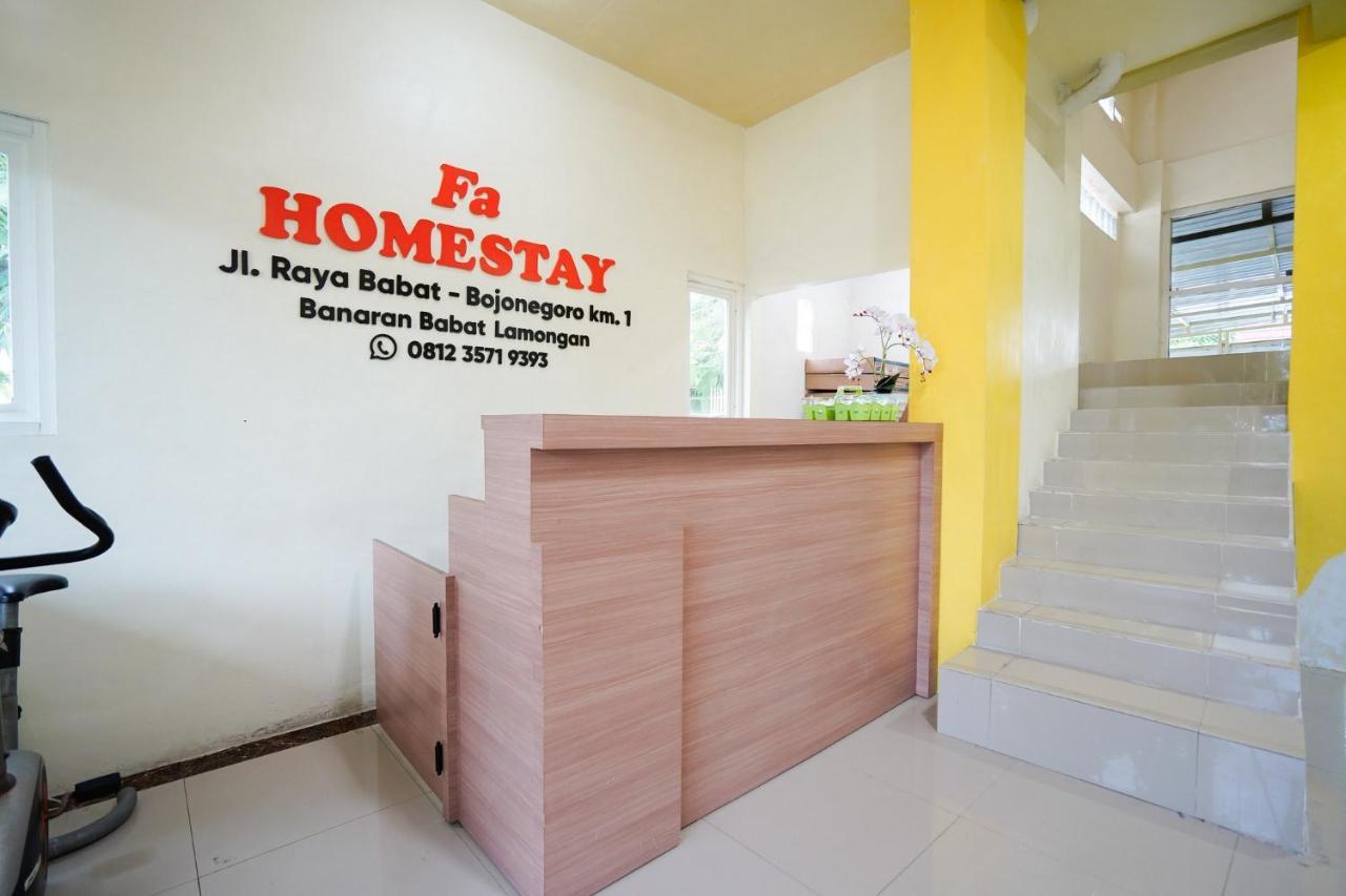 Fa Homestay Syariah At Babat Lamongan Mitra Reddoorz ภายนอก รูปภาพ